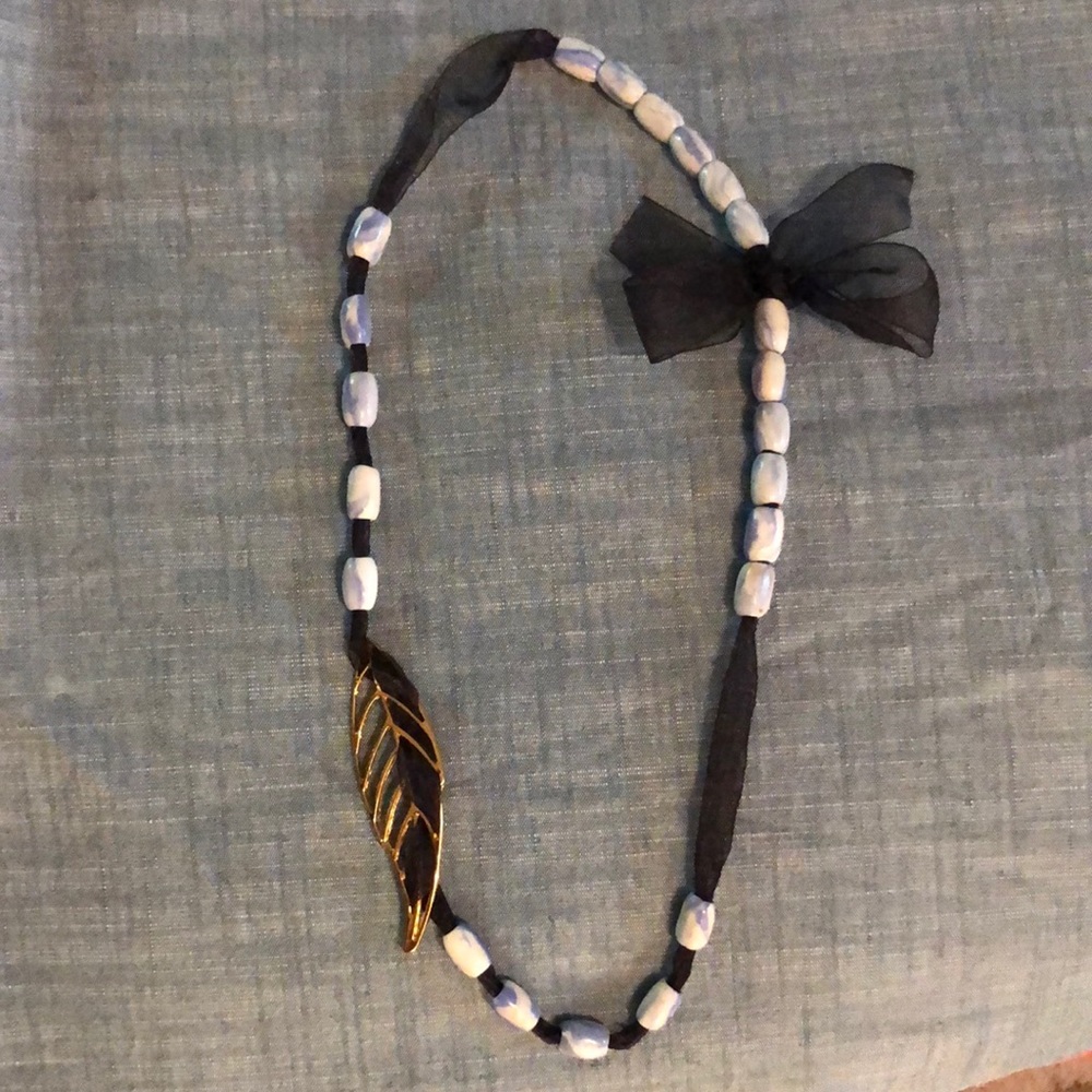 NEW ribbon beaded gold leaf Necklace